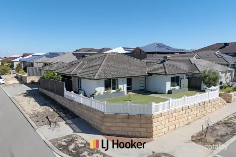 Property photo of 22 Monroe Cross Aveley WA 6069