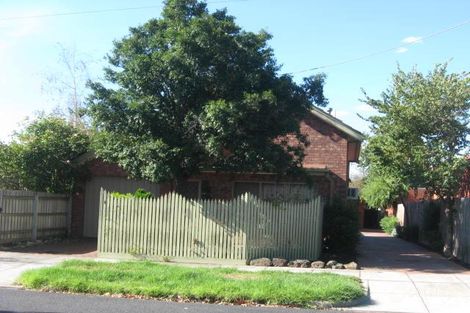 2/8 Railway Rd, Carnegie, VIC 3163