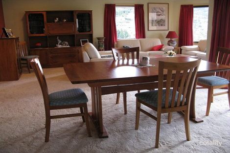 7 Solana Pl, Sandy Bay, TAS 7005