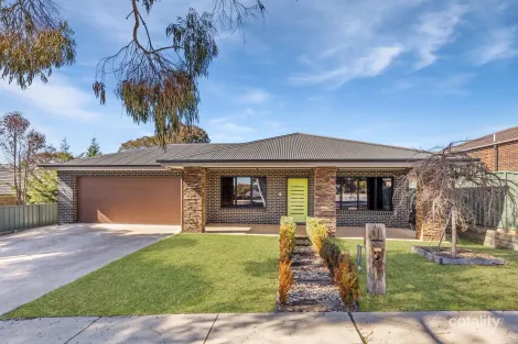 Property photo of 11 Sundew Drive Kangaroo Flat VIC 3555