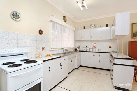 Property photo of 3 Pizzey Street Sunshine VIC 3020