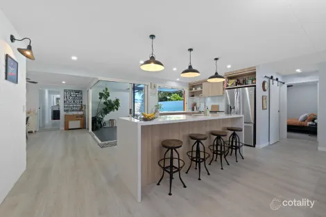 Property photo of 33 Karumba Street Warana QLD 4575