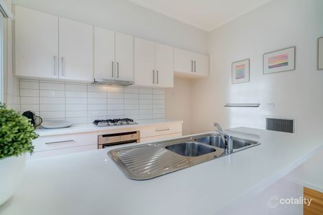 Property photo of 2/16 Boulton Court Greensborough VIC 3088