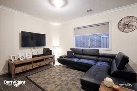 Property photo of 660 Grand Boulevard Mickleham VIC 3064