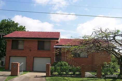 4 Caronga St, Wavell Heights, QLD 4012