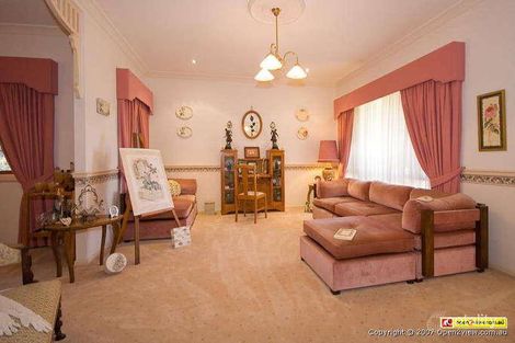 Property photo of 8 Renoir Crescent Forest Lake QLD 4078
