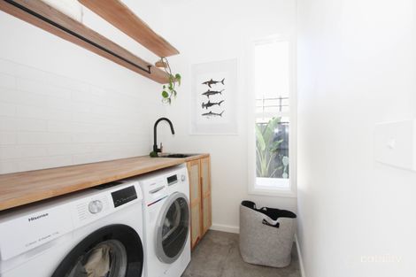 Property photo of 27 Dega Avenue Bentleigh East VIC 3165