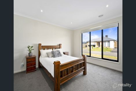 Property photo of 12 Clarendon Crescent Wallan VIC 3756