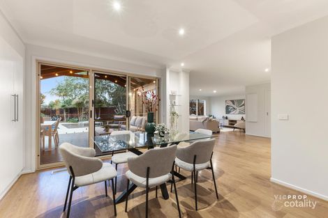 Property photo of 6 Ryan Court Ferntree Gully VIC 3156