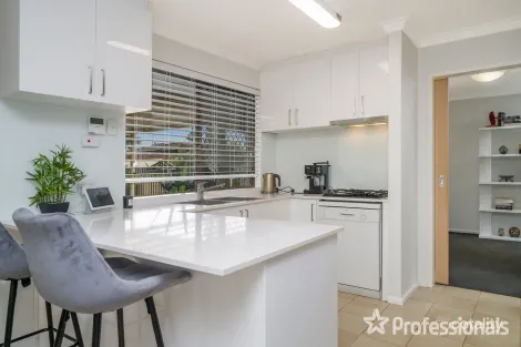 Property photo of 11 Claygate Way Kingsley WA 6026