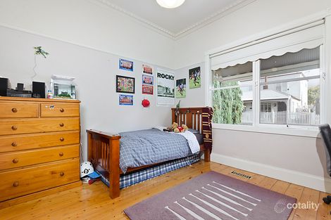 Property photo of 8 Petrel Street Geelong West VIC 3218