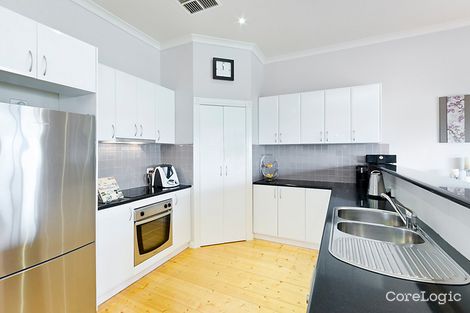 Property photo of 8 Petrel Street Geelong West VIC 3218