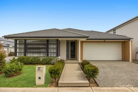 17 Clamoroso Dr, Clyde North, VIC 3978