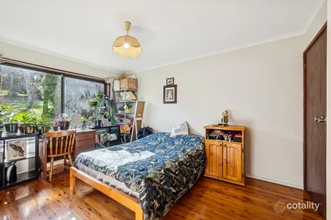 Property photo of 28 Cook Road Wentworth Falls NSW 2782