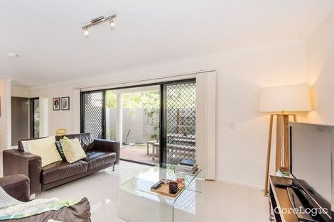 Property photo of 1/24 Thynne Road Morningside QLD 4170
