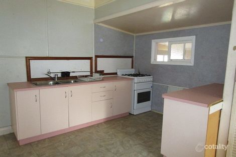 Property photo of 44 Smallacombe Street Tara QLD 4421