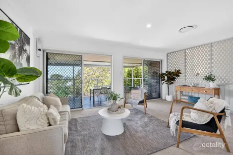 Property photo of 7 Veness Close Macmasters Beach NSW 2251