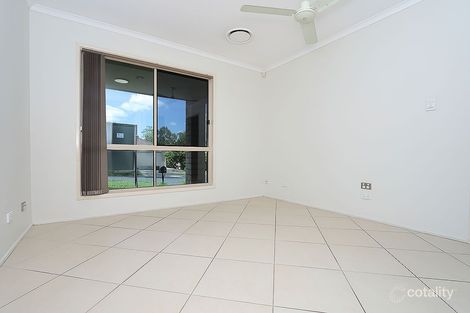 Property photo of 35 Nullarbor Circuit Forest Lake QLD 4078
