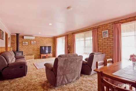 Property photo of 213 Byron Road Marong VIC 3515