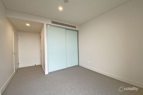 Property photo of 704/14 Hill Road Wentworth Point NSW 2127