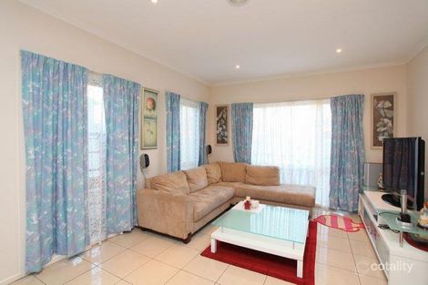 Property photo of 11 Amberlea Circuit Taylors Hill VIC 3037