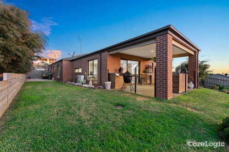 24 Mayfair Dr, Drouin, VIC 3818