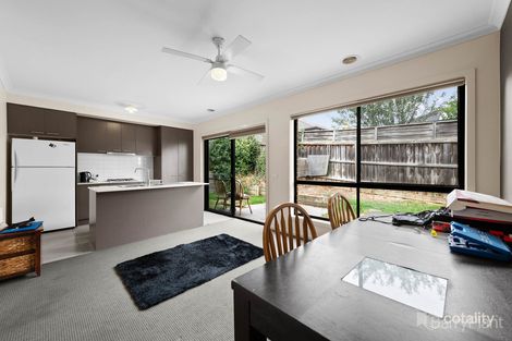 Property photo of 1 Hayden Grove Pakenham VIC 3810