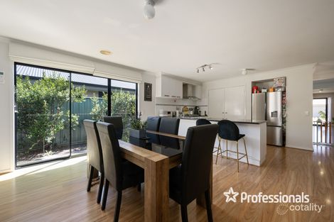 Property photo of 11 Inwood Crescent Wodonga VIC 3690