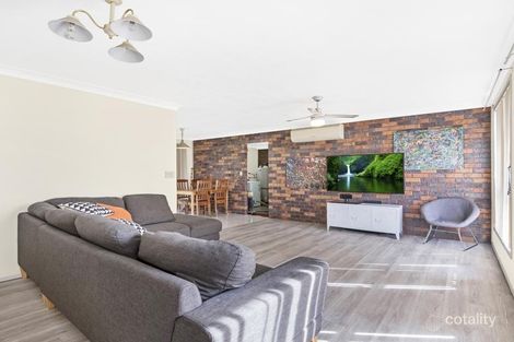 Property photo of 17 Nandina Terrace Banora Point NSW 2486