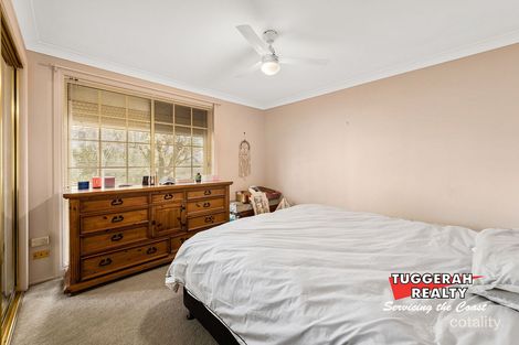 Property photo of 1/2 Holly Close Lake Haven NSW 2263