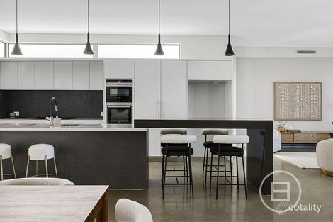 Property photo of 69 Caledonia Loop North Coogee WA 6163