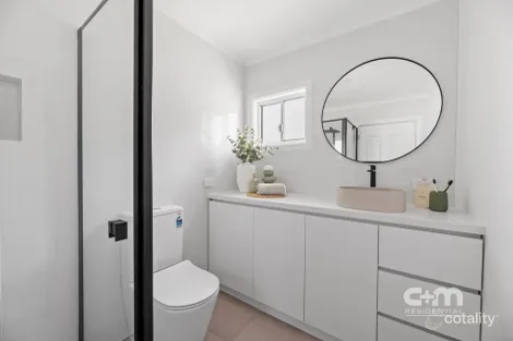 Property photo of 103 Winifred Street Oak Park VIC 3046