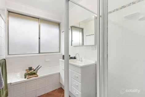 Property photo of 32 Berne Crescent Macgregor ACT 2615