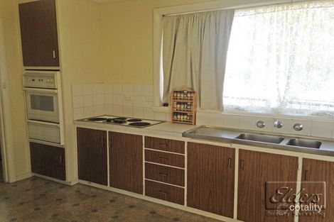 2 Kilwinning St, Quarry Hill, VIC 3550