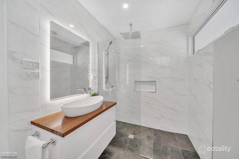 Property photo of 5 David Street Manunda QLD 4870