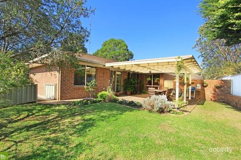 Property photo of 32 Sheringa Grove Cordeaux Heights NSW 2526