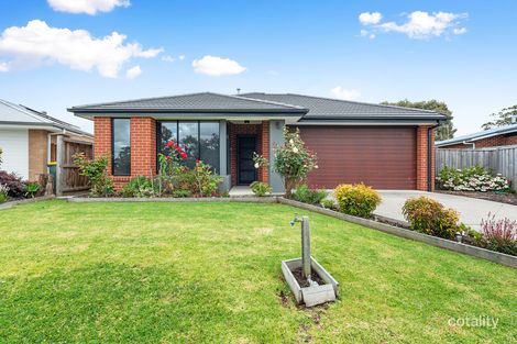 Property photo of 16 Redgum Court Sale VIC 3850