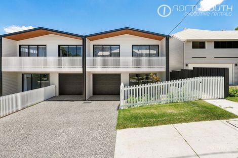 25 Robertson Ave, Greenslopes, QLD 4120