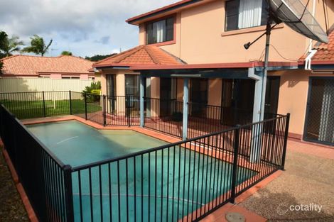 Property photo of 31 Tee Trees Boulevard Arundel QLD 4214