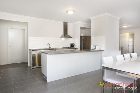 Property photo of 44 Spectacle Crescent Point Cook VIC 3030