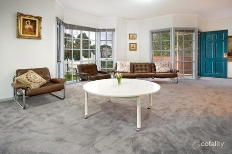 Property photo of 1/14 Flowerdale Road Glen Iris VIC 3146