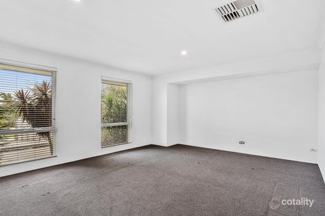 Property photo of 8 Senecio Way Halls Head WA 6210