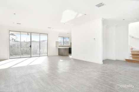 Property photo of 2/8 Maylands Street Albion VIC 3020