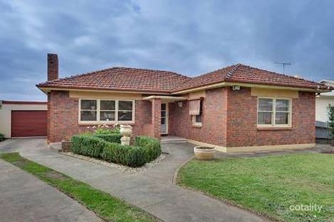 4 Bakers Rd, Kingswood, SA 5062