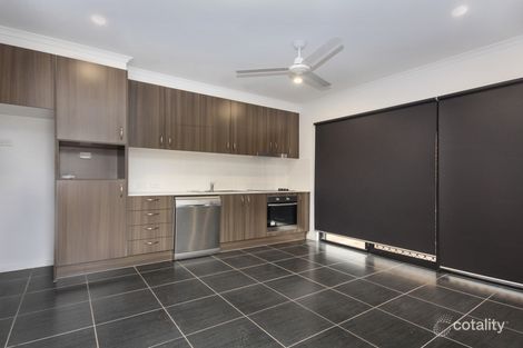 2/33 Bradleys St, Ripley, QLD 4306
