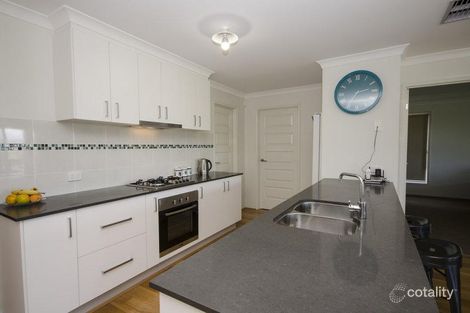 Property photo of 35 Mulberry Court Lavington NSW 2641