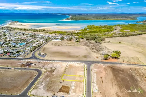 8 Elliott Heads Rd, Kepnock, QLD 4670