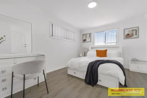 Property photo of 15 Sava Place Bonnyrigg NSW 2177