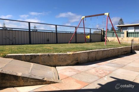 Property photo of 19 Springhill Place Two Rocks WA 6037