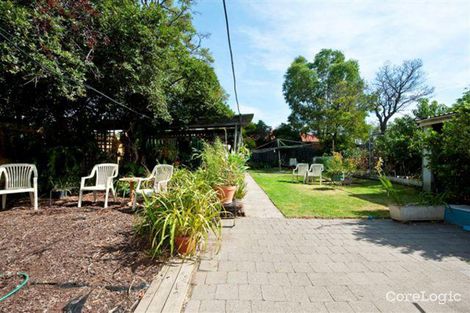 Property photo of 4 Almond Avenue Brooklyn VIC 3012